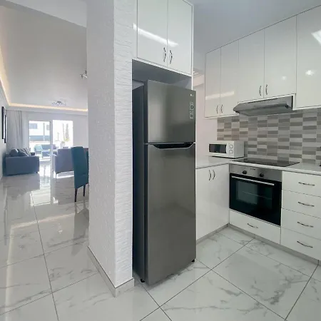 Phaedrus Living: Luxury Flat Semeli