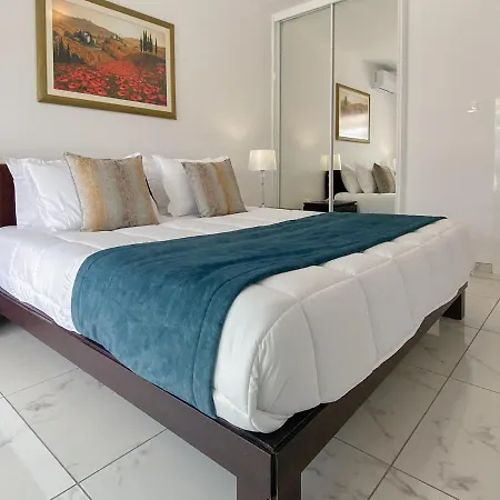 Апартаменты Phaedrus Living: Luxury Flat Semeli *